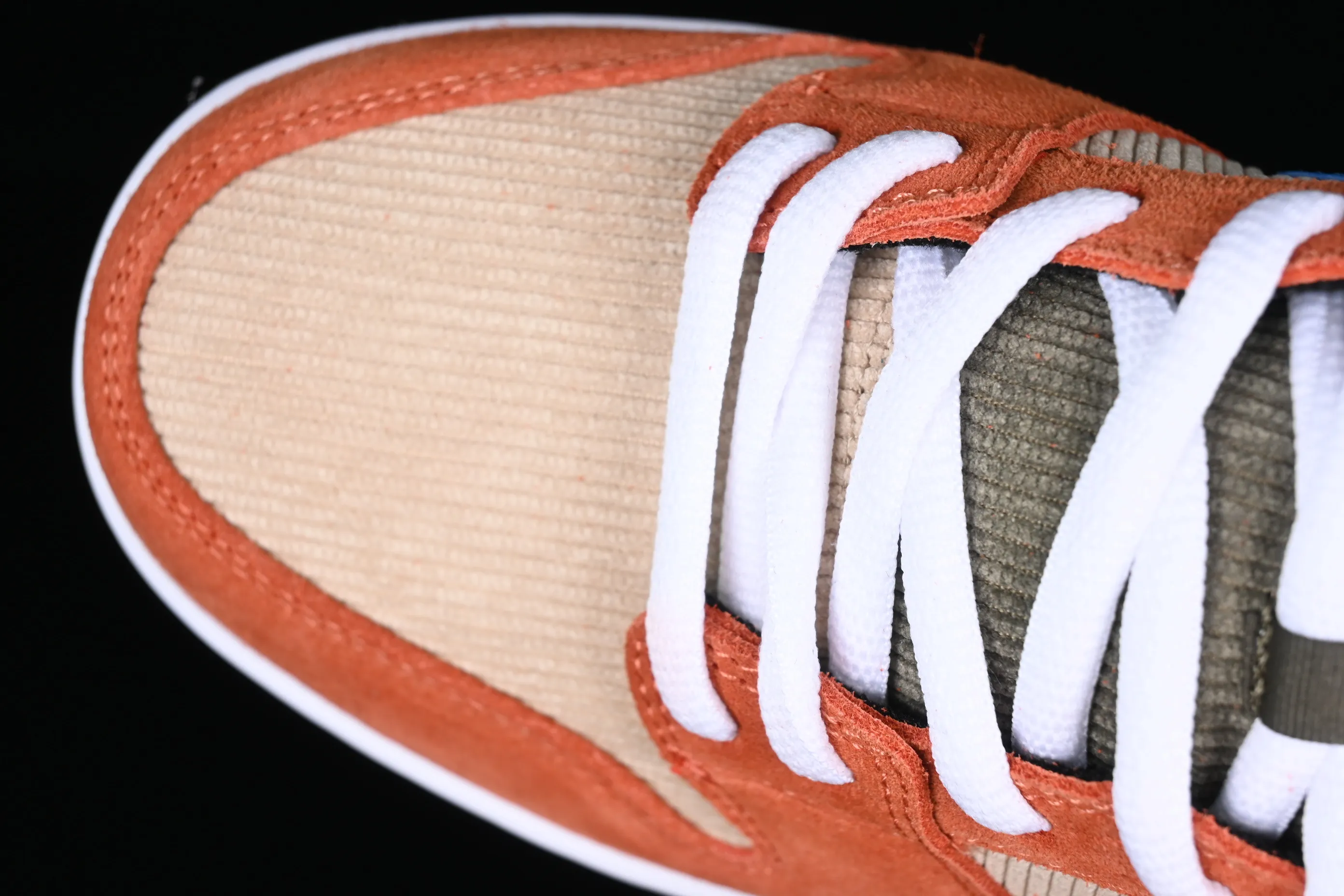 All Categories Nk SB Dunk Series Nk SB Dunk Low Low-top Sneakers Nk SB Dunk Low Pro Color Corduroy Low-top Casual Sports Skateboard Shoes BQ6817-201